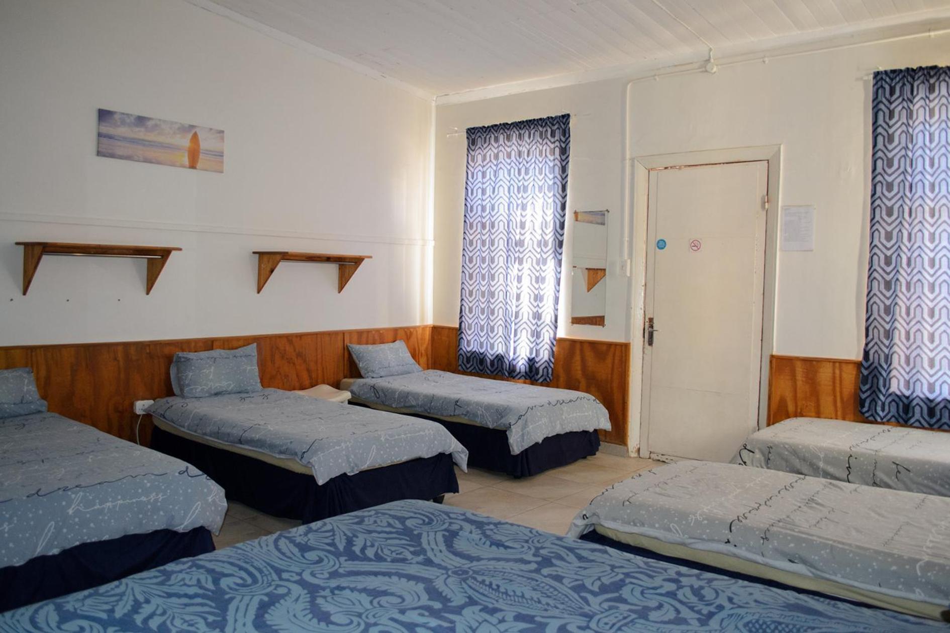Element Riders Place Backpackers Lüderitz Екстериор снимка