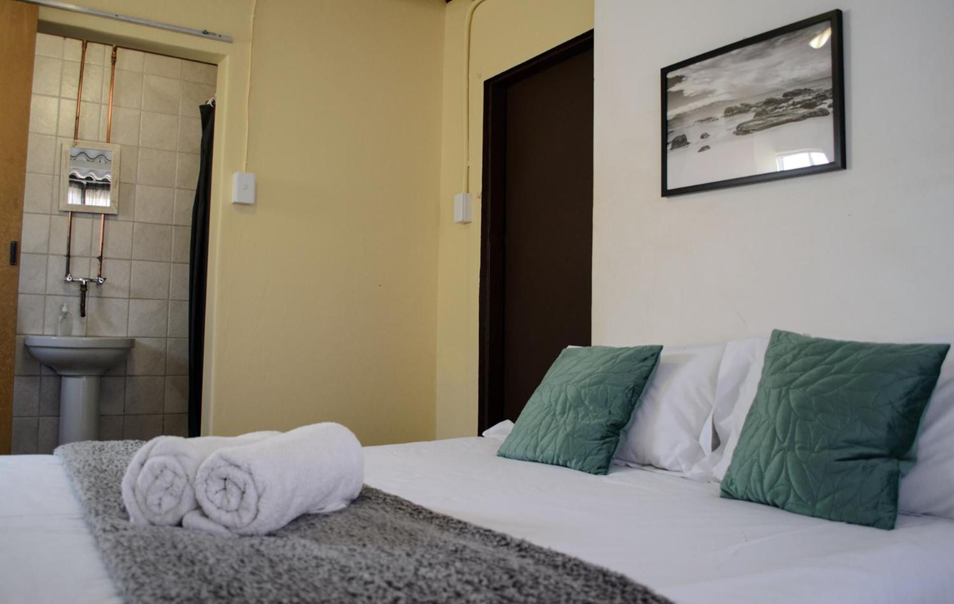 Element Riders Place Backpackers Lüderitz Екстериор снимка