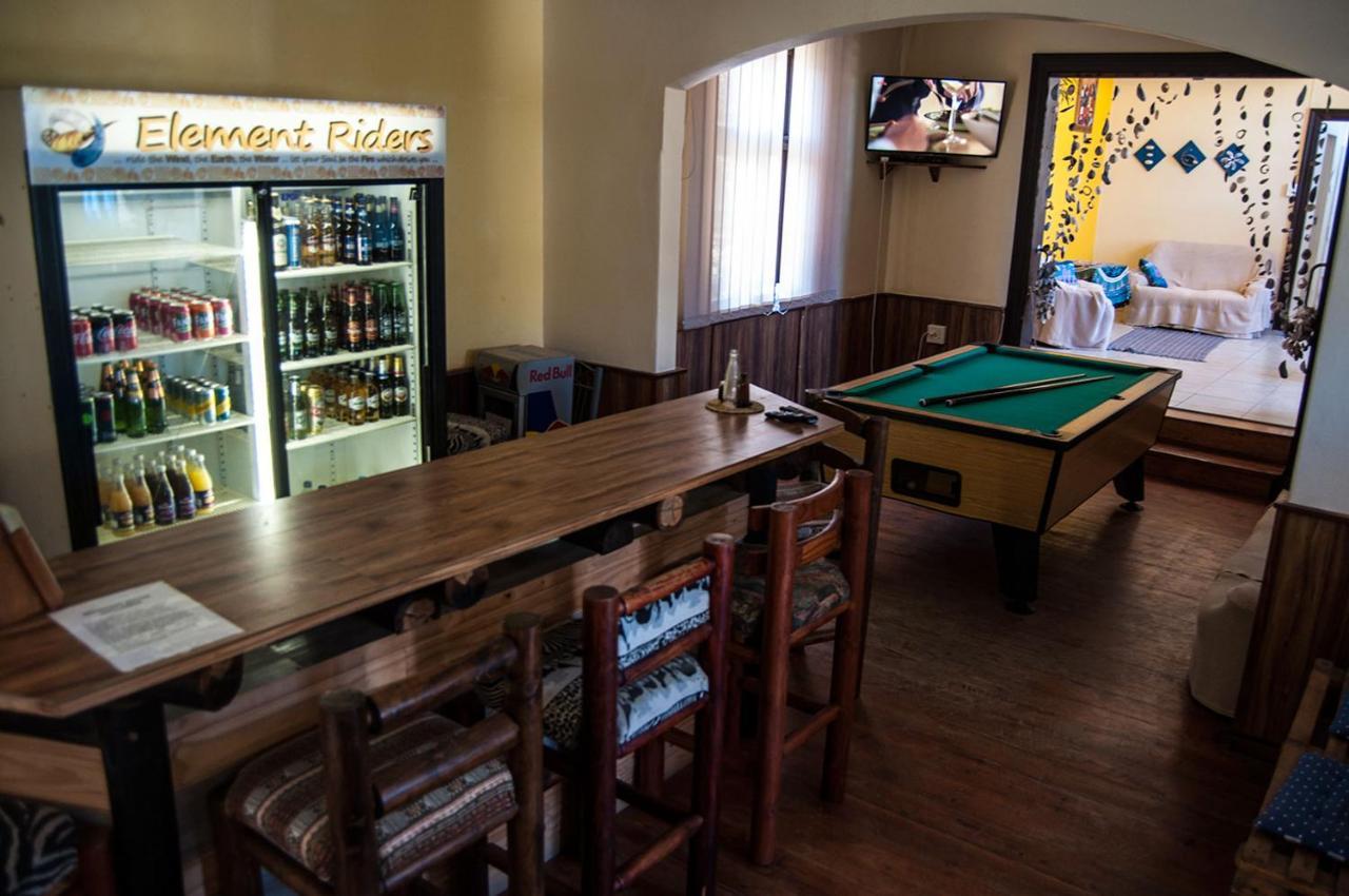 Element Riders Place Backpackers Lüderitz Екстериор снимка